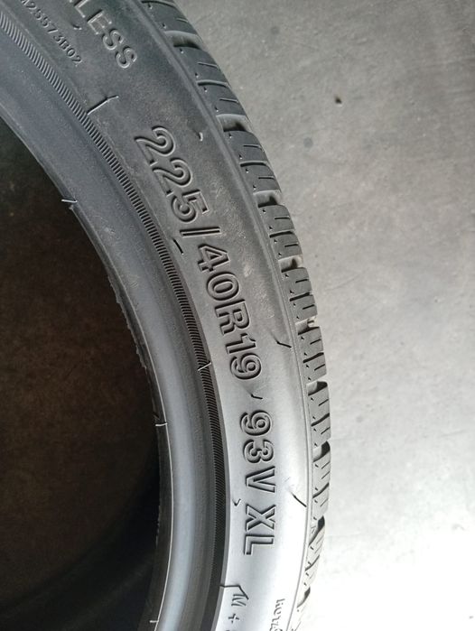 шини зимові 2шт  r19 225/40 93V XL Arivo Winmaster ProX  25рік 8мм протектор