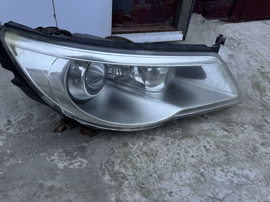 Фара правай VW Tiguan 1 оригинал