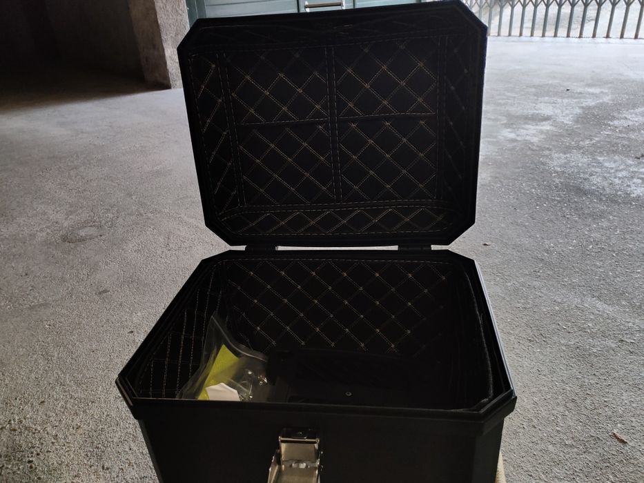 Topcase/ mala universal para mota NOVA