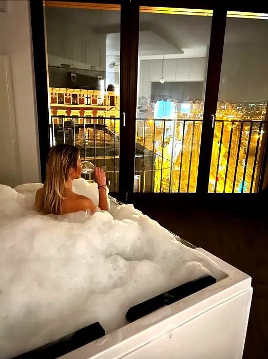 Apartament z jacuzzi na wyłączność! duży salon + widok TOP M14 JACUZZI