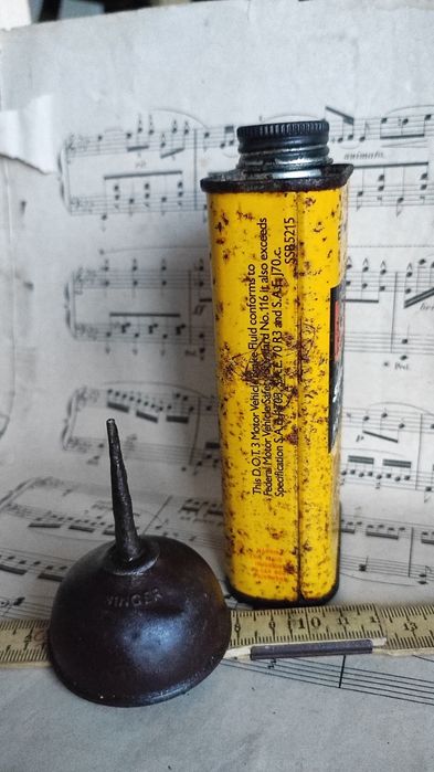 Almotolias Antigas - Latas de Óleo Vintage