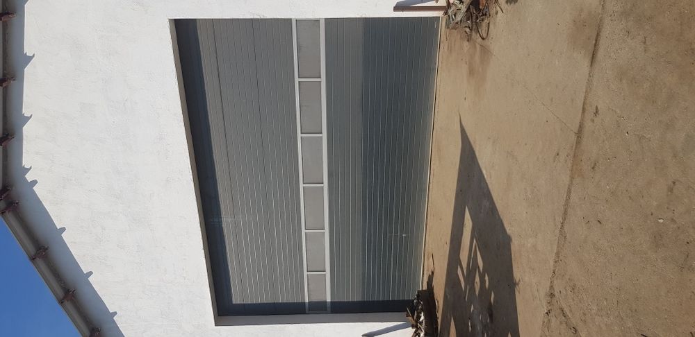 Brama garażowa segmentowa Bramy garazowe przemysłowe producent