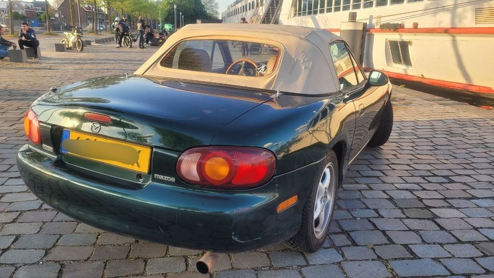 Mazda mx-5 NB родстер кабриолет