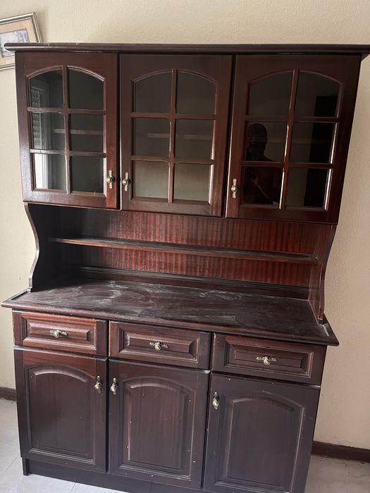 Movel louceiro em mogno