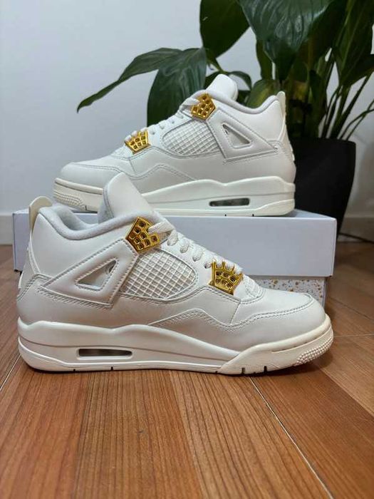 Jordan 4 Retro Metallic Gold r.41