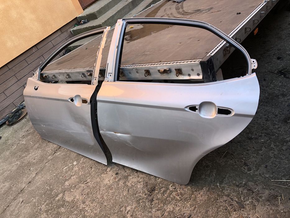 Двері Toyota Camry 70 Тойота камрі