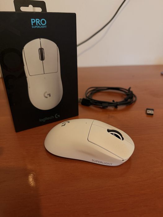 Rato logitech PRO SUPERLIGHT