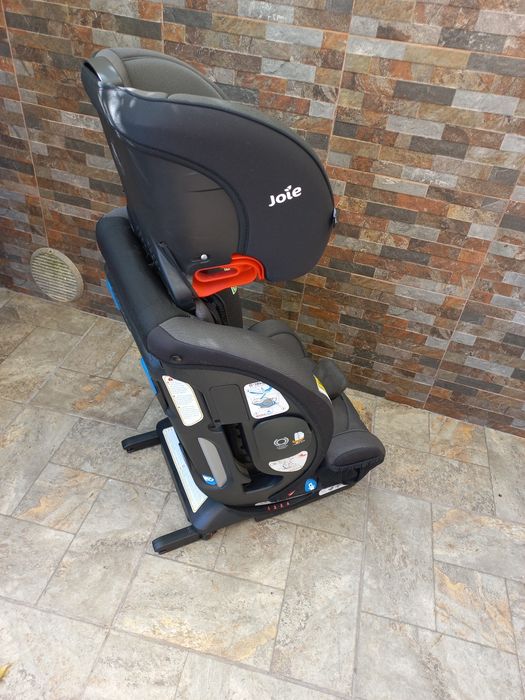 Cadeira Auto Joie Verso 0+/1/2/3 até 36kg Muito Estimada