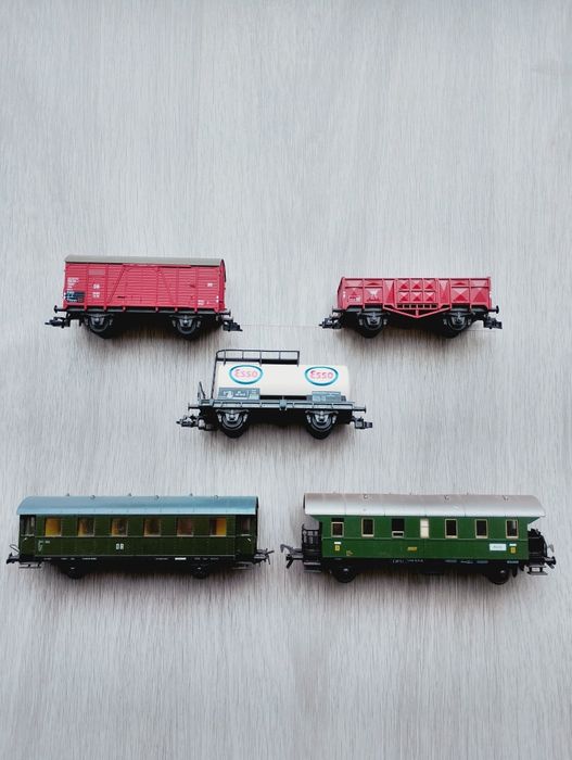 Conjunto de 5 vagões Fleischmann H0 1:87