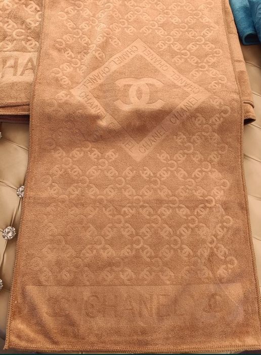 Nowe Ręczniki brąz mikrofibra komplet duży Gucci Chanel