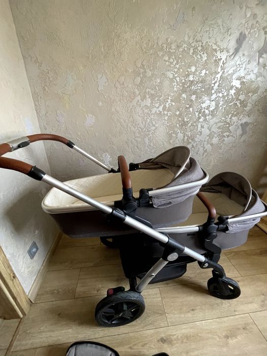 wózek dla bliźniąt lub rodzeństwa