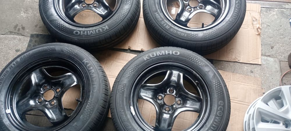 Koła strukturalne nowe opony kumho