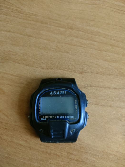 Dwa zegarki asahi PRL