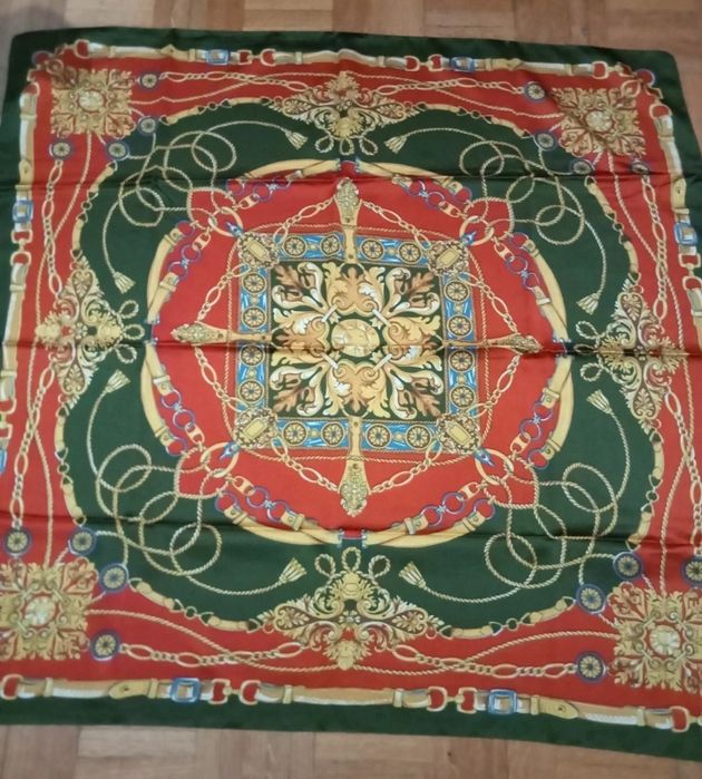 Lenços quadrados decorativos