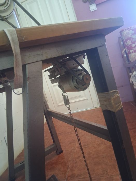 Maquina de costura antiga PFAFF