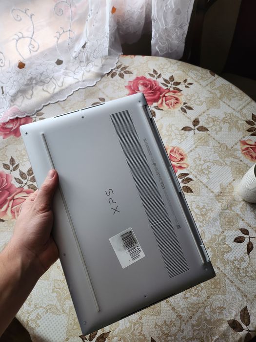 Dell xps 15 9510 Artctic White!!