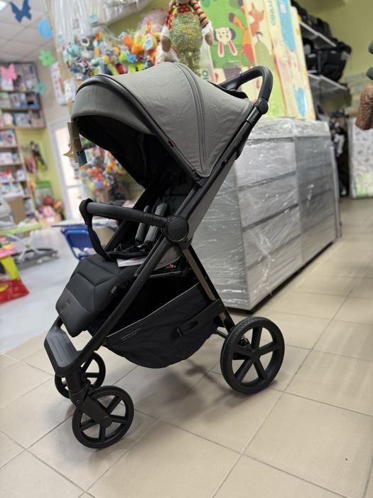 Прогулочная коляска Carrello Bravo Plus. Всі кольори в наявності