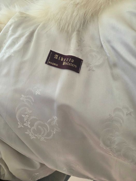 Casaco de Senhora curto em pele de Raposa Australiana