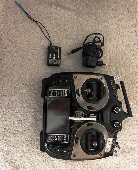 Rádio de modelismo Graupner MZ-24