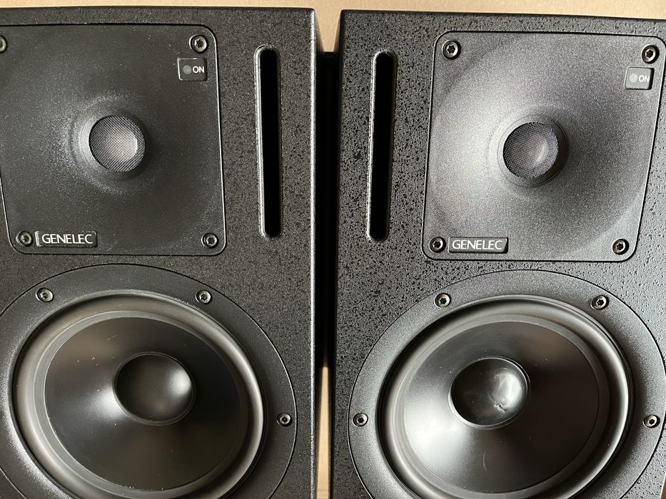 Продам Genelec 1030A професійні активні студійні монітори, 6,7’’.