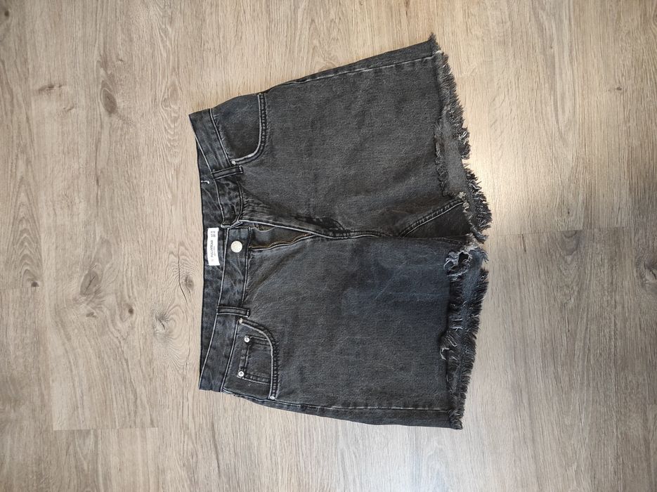 Шорти  Pull&Bear