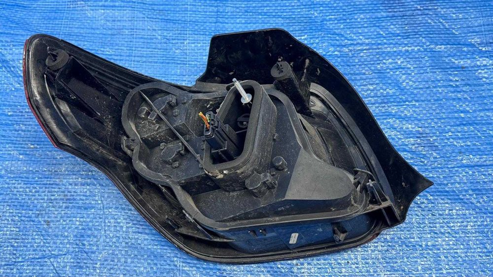 Citroen DS3 lampa tył Prawa Oryginał Europa Kompletna