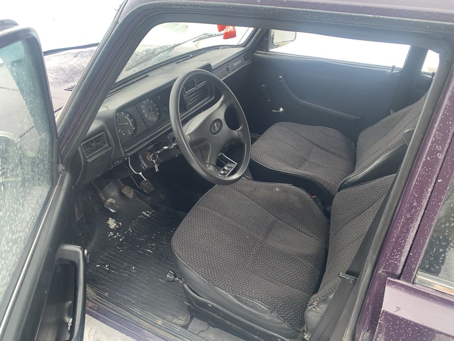 Продам ваз 2107 авто внепаганому стані цікавить обмін з моєю доплатой