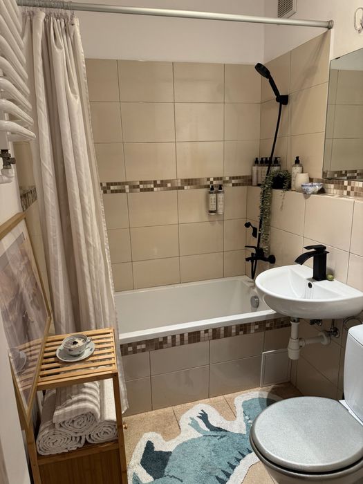 Mieszkanie 3-pok przy metrze - przytulne, przestronne, słoneczne