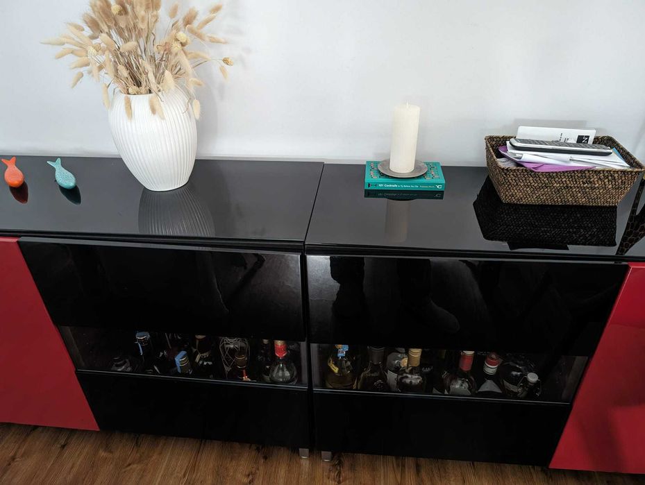 Aparador duplo de Sala de Jantar em excelente estado