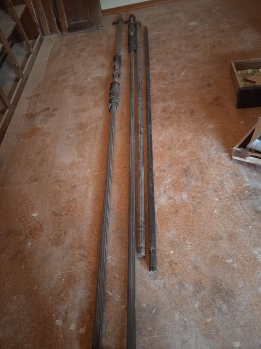 5 Varões antigos para cortinados