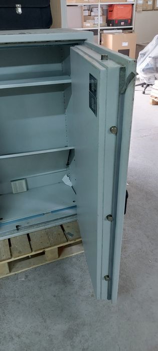 Cofre só manípulo e chave64585039501443123