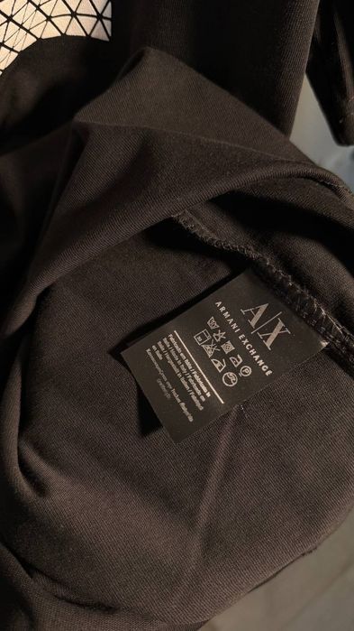 Крута чоловіча  мужская футболка Armani Exchange розмір S-XXL чорний та білий колір