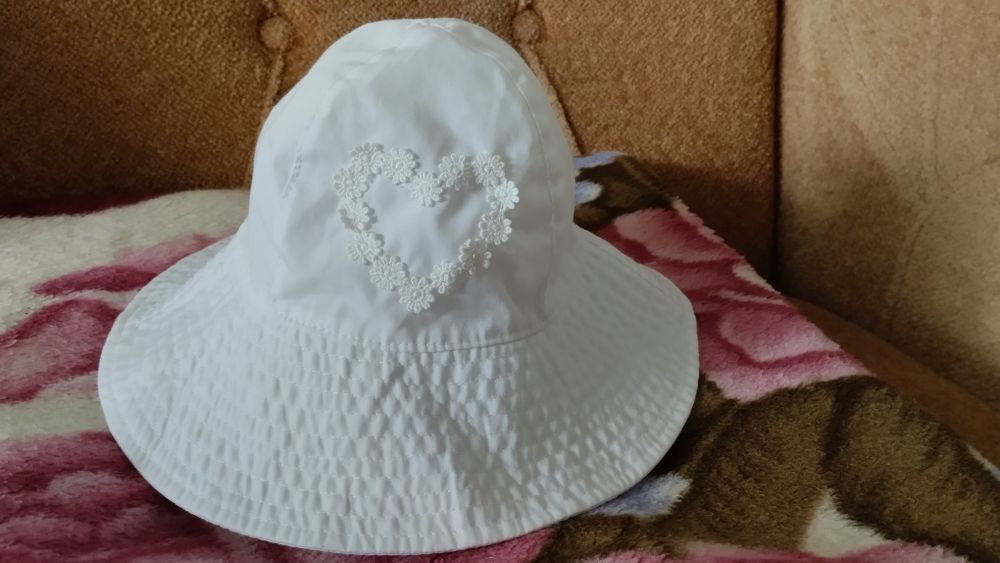 Панамка для дівчинки