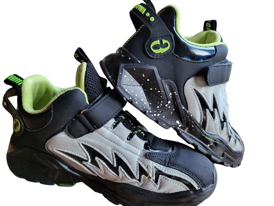 Buty chłopięce rozm 36