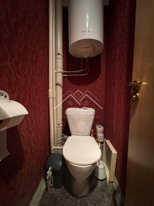 Продаж 3к квартири у центрі міста , вул Українська 5