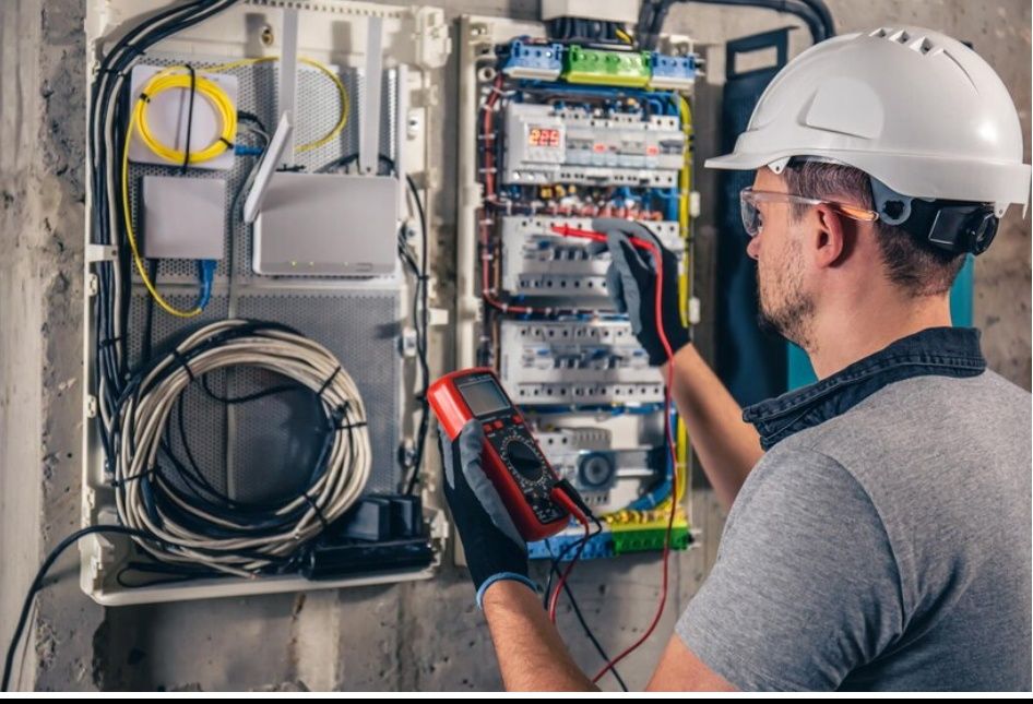 Услуги электрика, электромонтажник