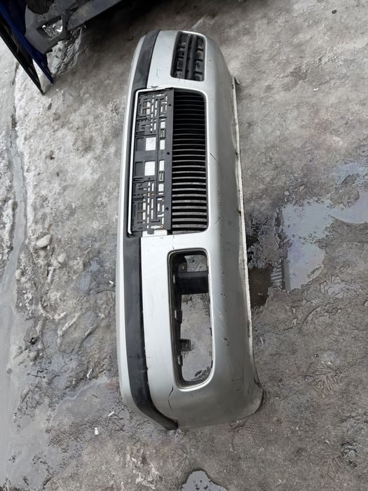 Бампер передній Skoda Octavia Tour  2001-2010рік