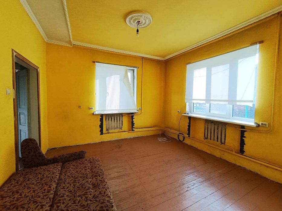 Продається будинок за 1 км від Самбора