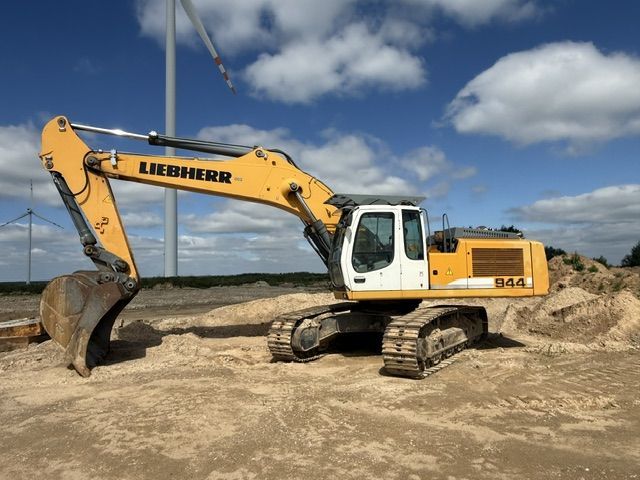 Liebherr R944C LC  warta uwagi, tylko 7326 mth