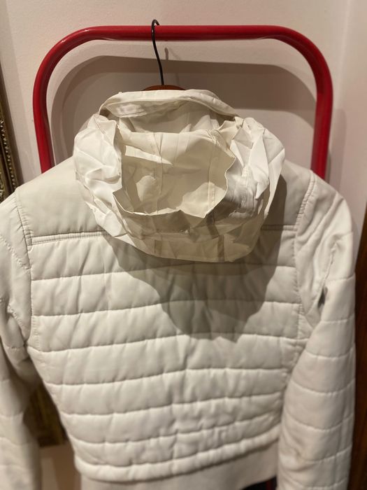 Белая куртка adidas Stella Mccartney