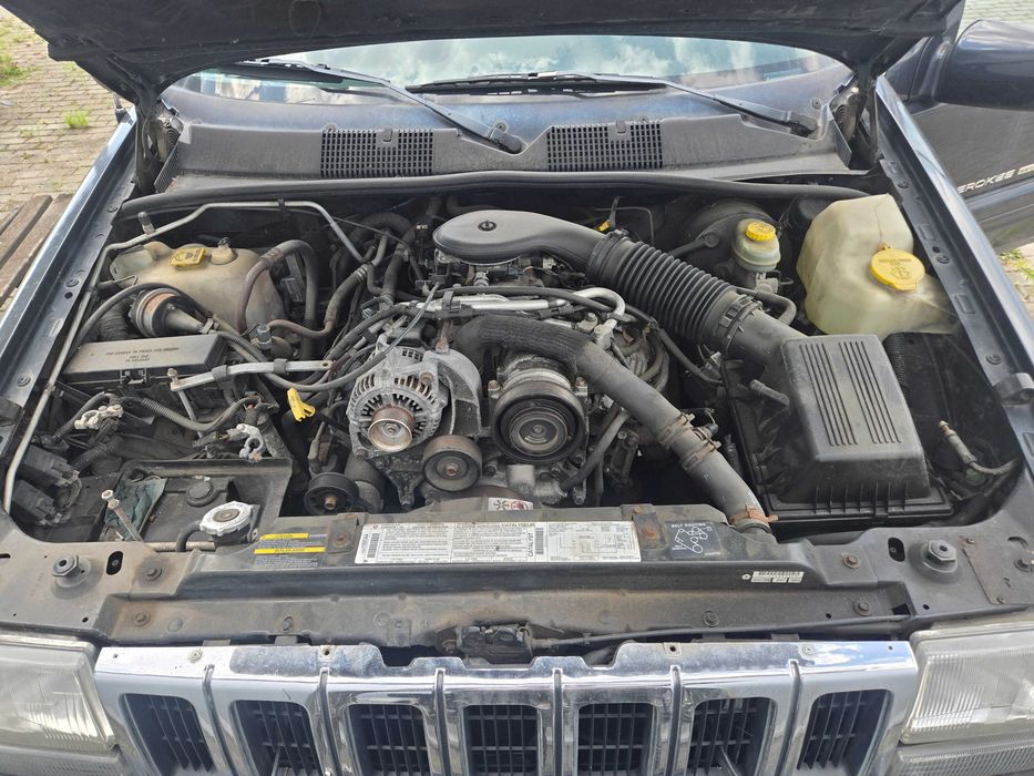 Samochód Jeep Grand Cherokee