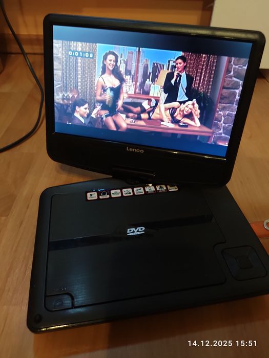 Przenośny odtwarzacz DVD ekran 9 cali
