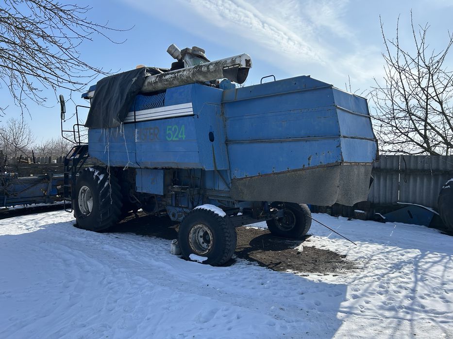 Комбайн fortschritt під розбір.