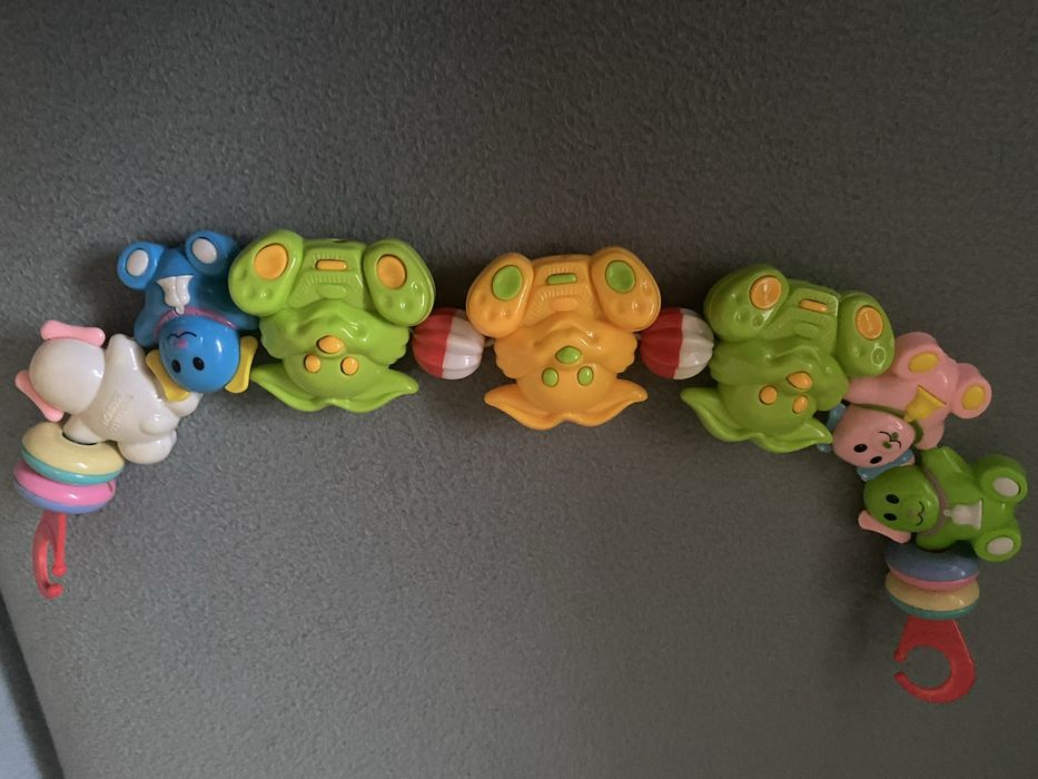 Мобіль брязкальце для дитинки