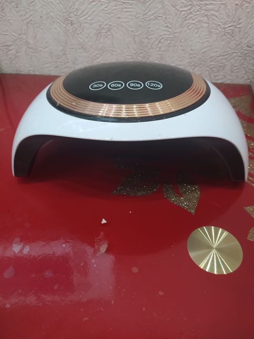 Продам лэд лампу б/у