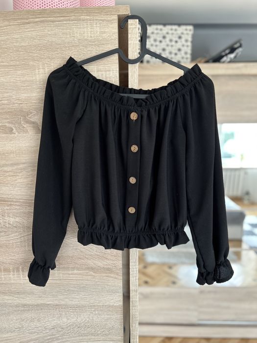 czarna elagancka bluzka crop top hiszpanka