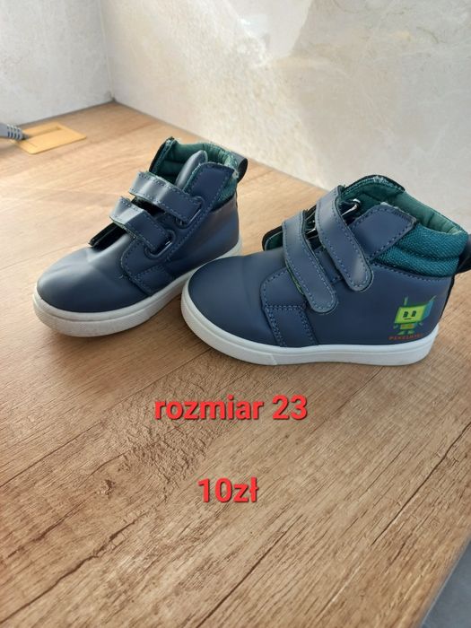 Buty dziecięce sinsay