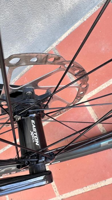Bicicleta de gravel Mérida sílex 700 pouco uso