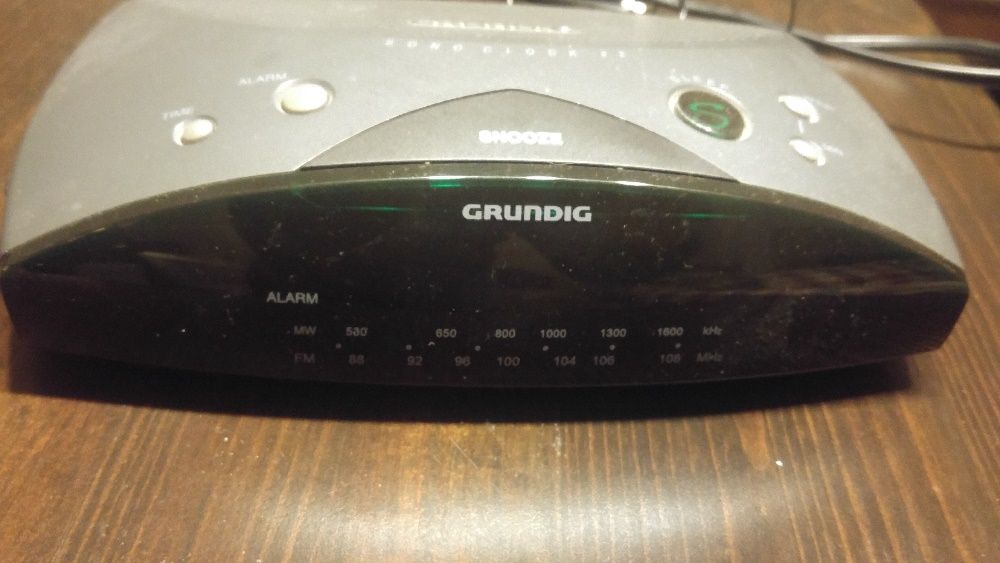 Relógio despertador GRUNDIG