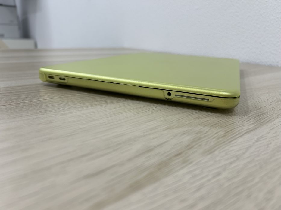 MacBook Neo 13” (2 meses)